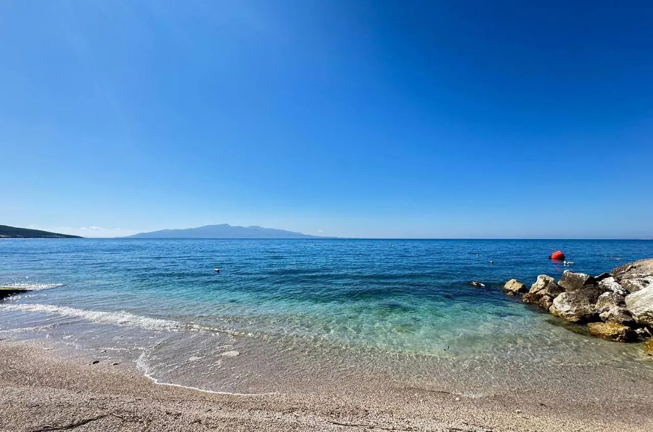 Deus Saranda Apartment Polisi i Vogel